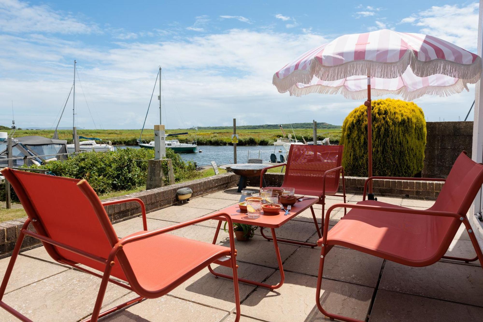 Hot Tub With A View - Christchurch Harbour Extérieur photo