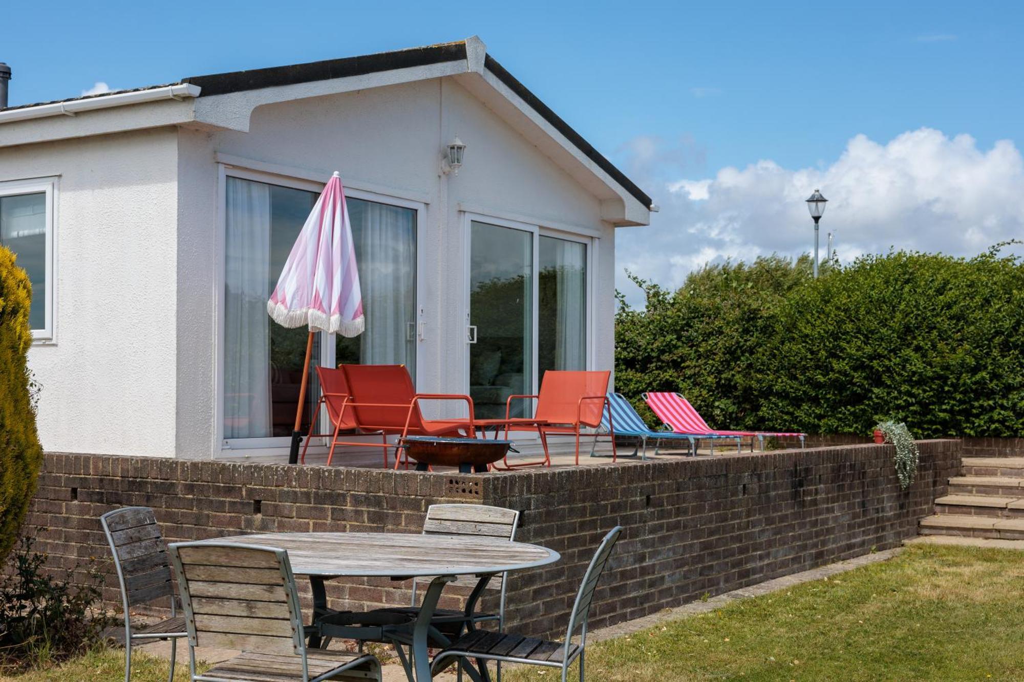 Hot Tub With A View - Christchurch Harbour Extérieur photo